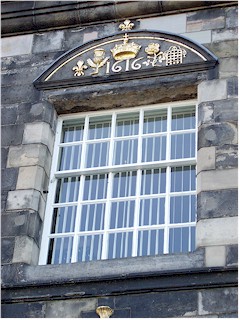[ window of edinburgh castle ]